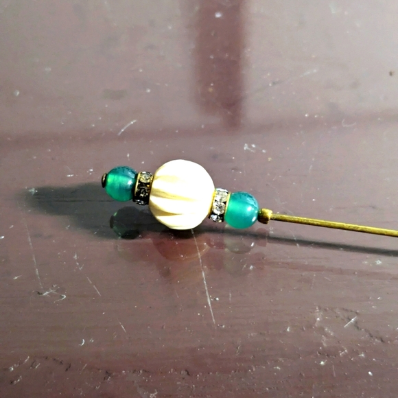 Jade RS Lady's Vintage Stick Pin - Picture 4 of 5